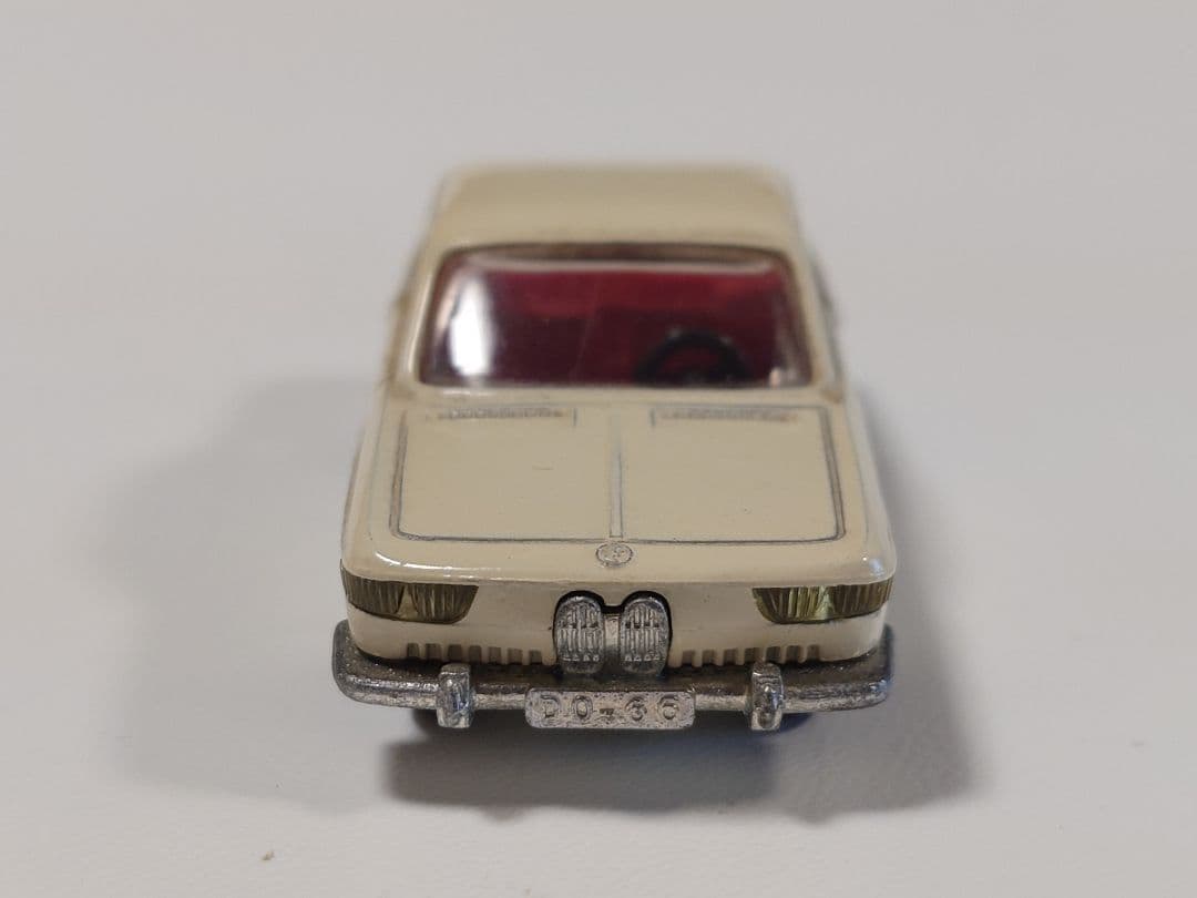 ミニカー Siku V266 BMW 2000 CS