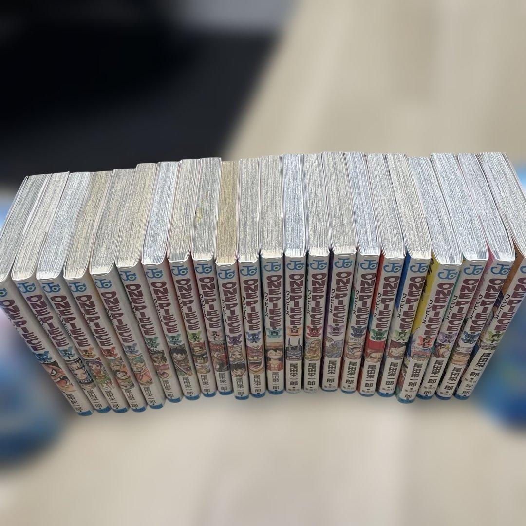 ワンピース 1から110巻セットおまけ付き