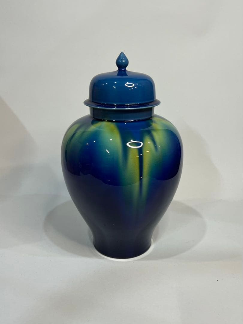 【人間国宝】三代 徳田八十吉 碧明燿彩 飾壺 沈香壺 31cm 台付