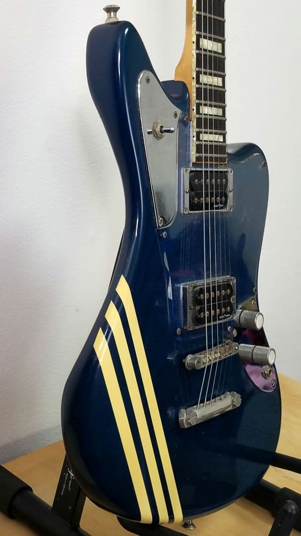 Bacchus SURF HANDMADE ジャガーシェイプ エレキギター