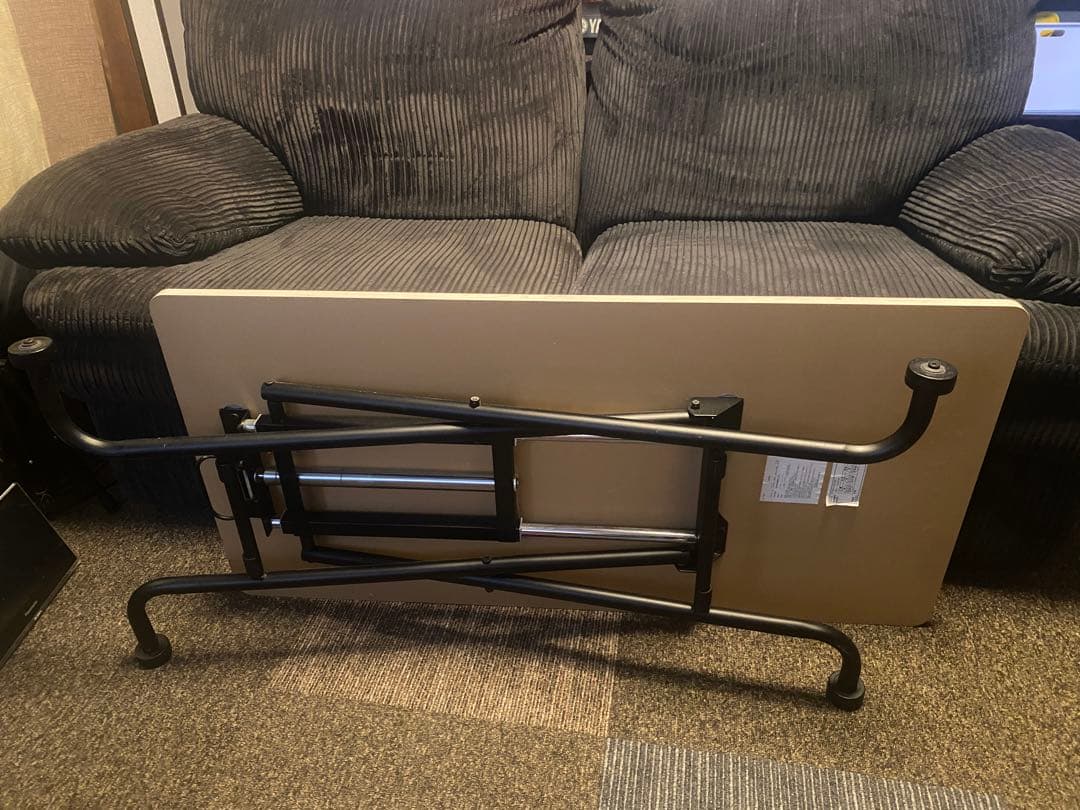 美品　ニトリ 昇降テーブル　サイズ1210×550 愛知県引き取り希望