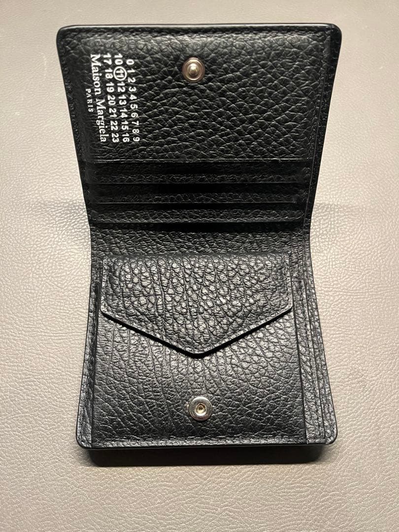 美品 マルジェラ バイフォールド ポッパーウォレット 4ステッチ 二つ折り財布