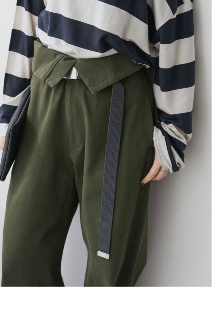 新品タグ付きSpick & Span ホワイト36ハイウェスト ワイドパンツ