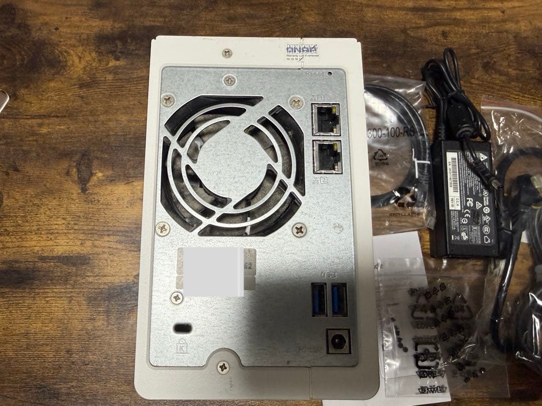 QNAP 2ベイNAS USB 3.0ポート付き TS-231P QNAP 2ベイNAS USB 3.0