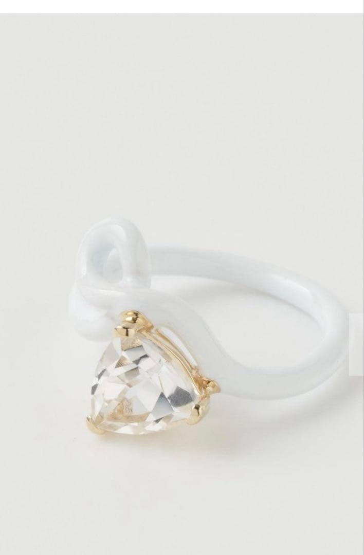 TRILLION VINE RING IN WHITE ベア ボンジェスカ