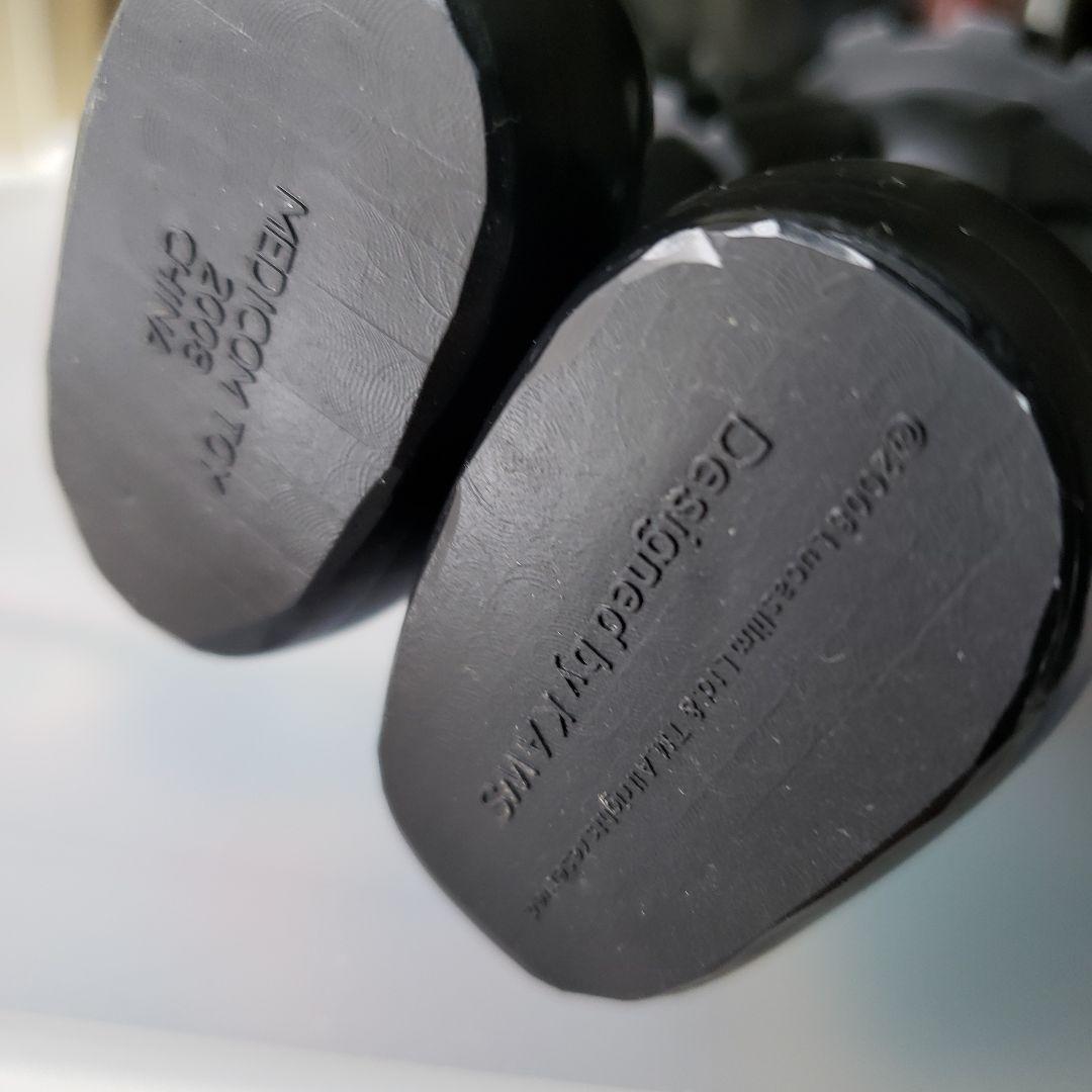 メディコムトイ　ソフビ　カウズホリデー　スターウォーズ　ストームトルーパー型