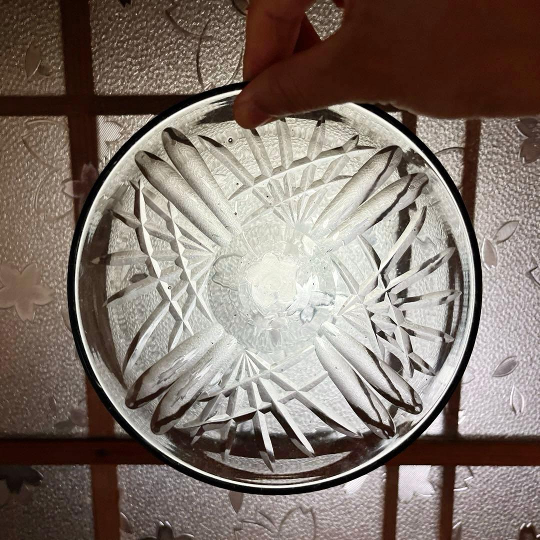 骨董 時代ガラス 希少 カーキ色 シンプルカット 平鉢 中鉢 2客 ウラン