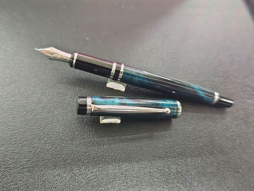 貴！パイロット　万年筆