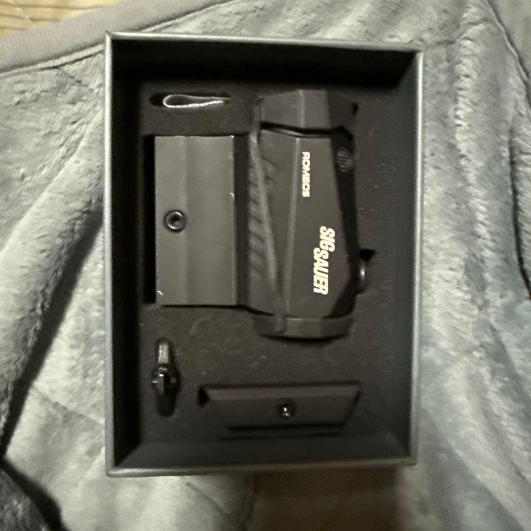 SIG SAUER ROMEO5 実物
