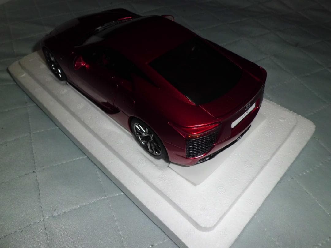 【現状品】オートアート 1/18 レクサス LFA パール・レッド