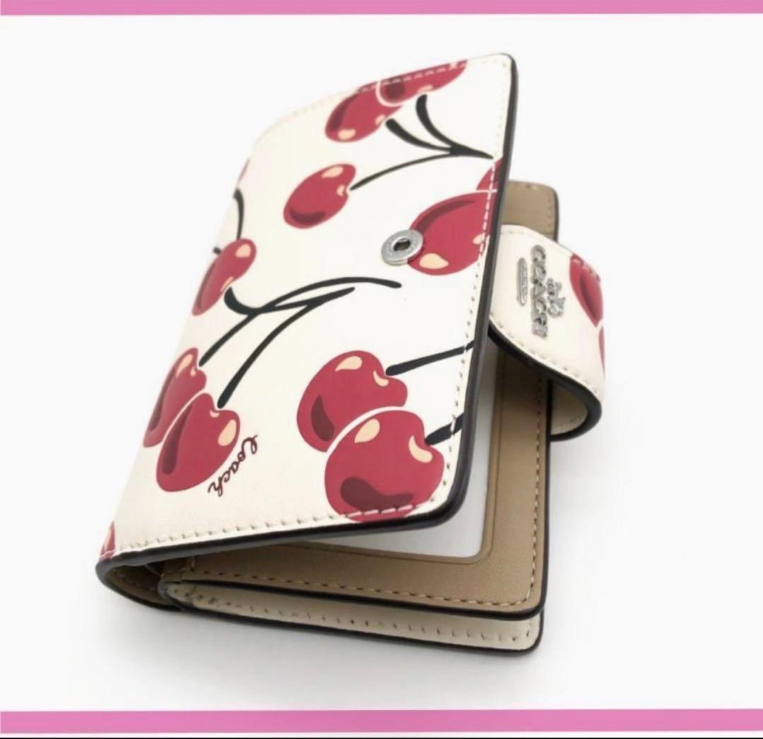 コーチ COACH ミディアム コ チェリープリント さくらんぼ 二つ折り財布