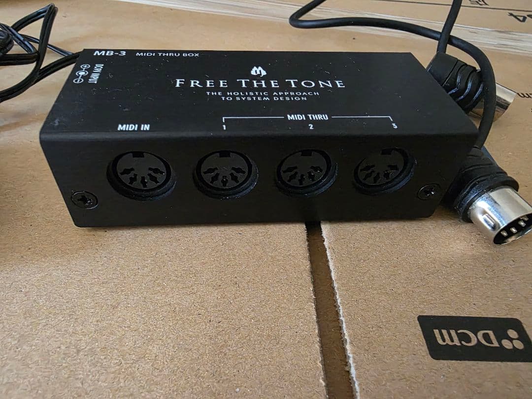 FREE THE TONE MB-3 MIDI THRU BOX