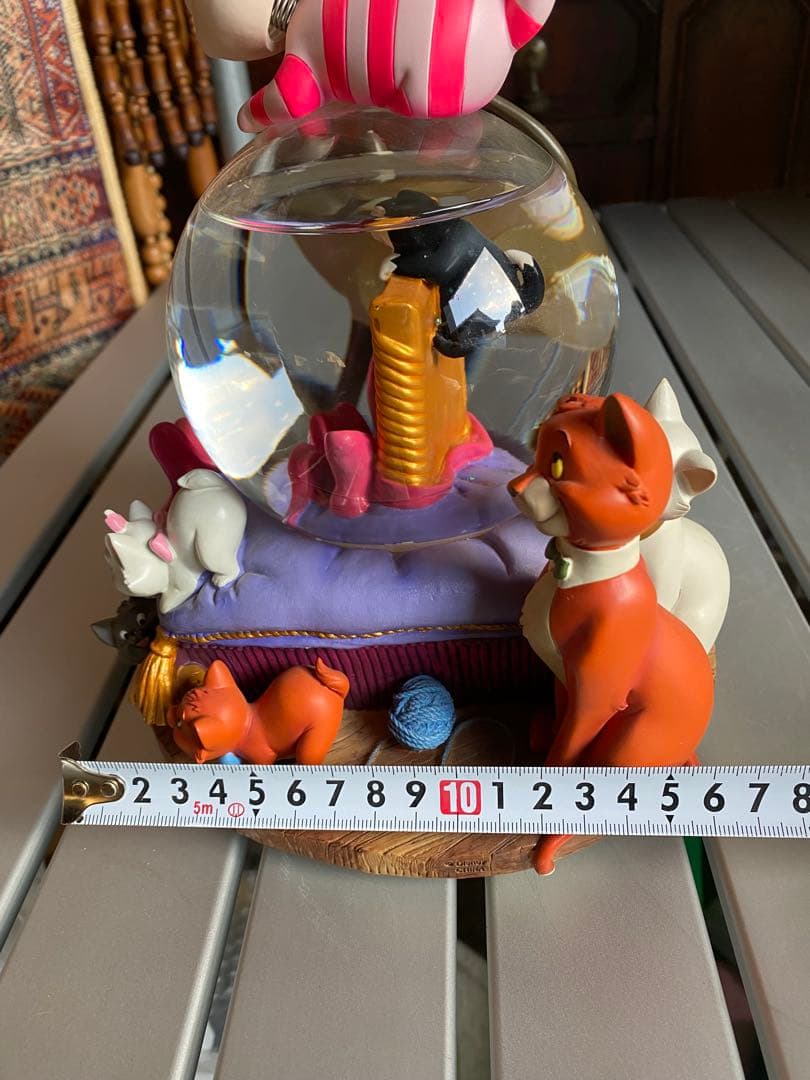 不思議の国のアリス チェシャ猫　スノードーム　オルゴール　フィギュア