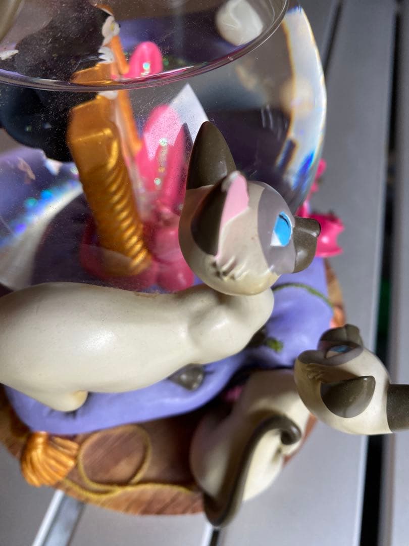 不思議の国のアリス チェシャ猫　スノードーム　オルゴール　フィギュア