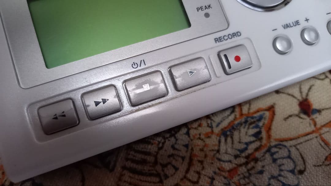 TASCAM LR-10 楽器トレーナー・レコーダー