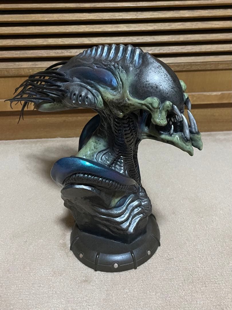 【世界限定250体】サイドショウ プレデリアン コンセプトバスト AVP2