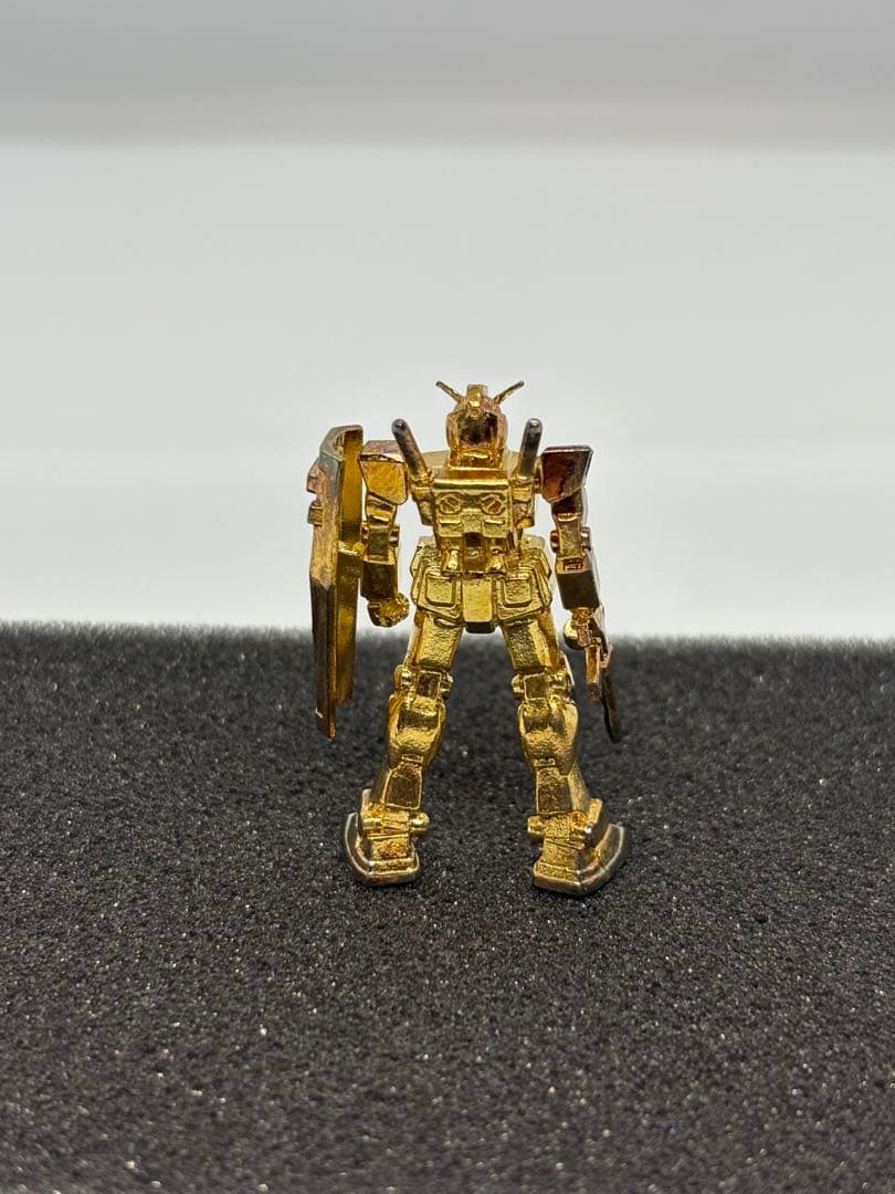 レア】 純金ガンダム セブン 非売品 - メルカリ