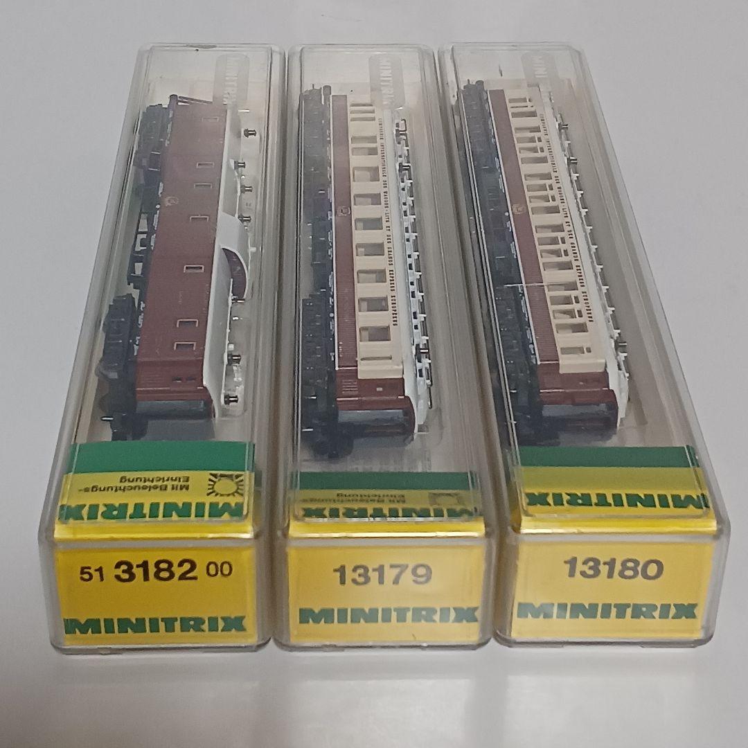 ミニトリックス Nゲージ ワゴン・リ 客車３両(食堂、寝台、荷物)