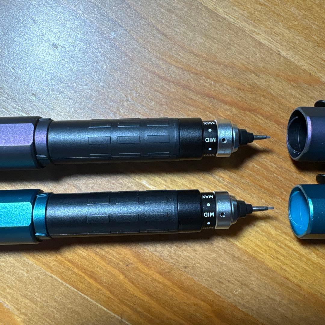 ✨クルトガダイブ 2本セット【オーロラパープル & デンスグリーン