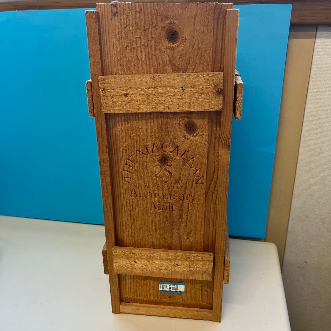 希少マッカランMacallan 25年木箱、空き瓶空箱ウィスキー