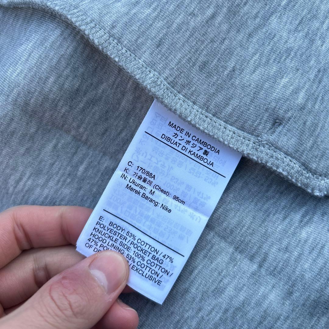 2025製 ナイキ テックフリース フルジップパーカー グレー 赤タグ