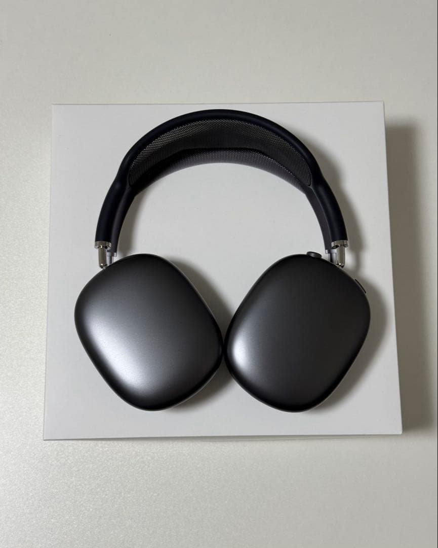 正規品 AirPods Max スペースグレイ 本体 元箱 新品充電器付き - メルカリ