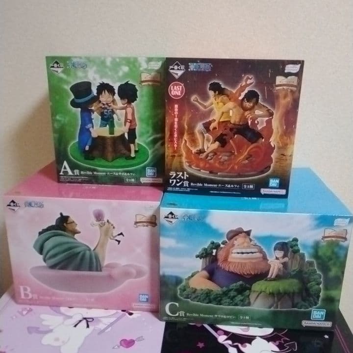 新品未開封品 一番くじ ワンピース A賞 B賞 C賞 ラストワン賞 セット 未開封✨ 一番くじ ワンピース 新四皇 A賞 B賞 C賞 ラストワン賞