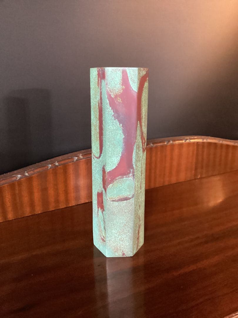 鋳銅 花入 瑞雲文本焼色 六角形 共箱付 一輪挿し 鋳銅 花入 瑞雲文本焼色 六角形 共箱付 一輪挿し - メルカリ