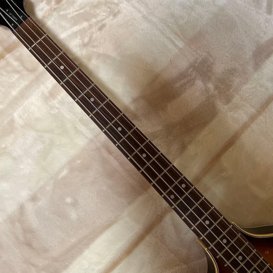 Barclay バイオリンベース