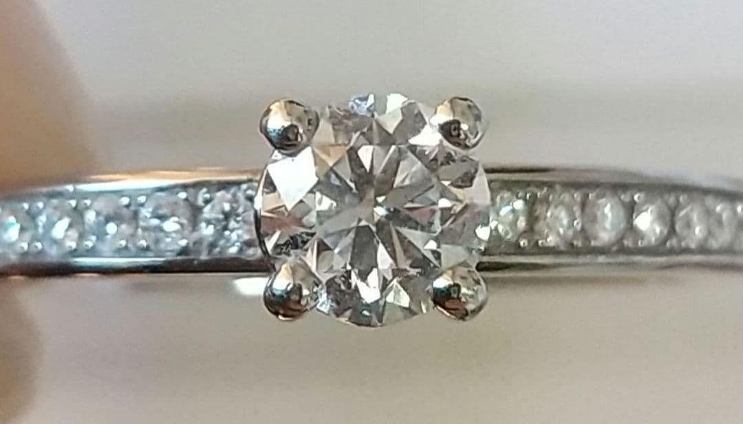 出品は本日22時まで！ブルガリ ローマ アモール リング 0.3ct/G/VS1