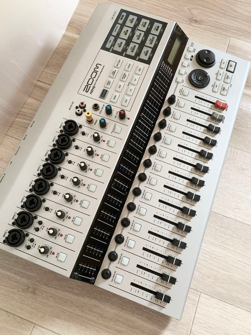ZOOM HD16 MTR マルチトラックレコーダー 【生産終了品】