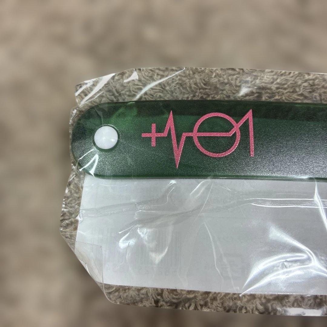 大幅値下げ】4/9 限定TM NETWORK ホテルキーホルダー PVCバンド - メルカリ