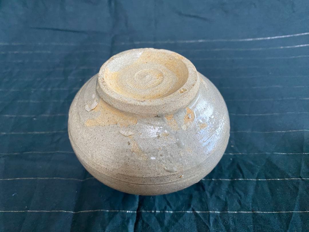 李朝　そろばん型壺