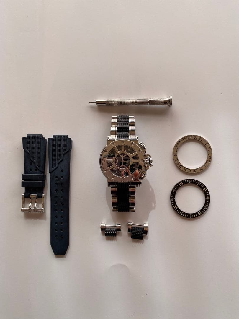 【本日限り値下げ中】【美品】アクアノウテック　キングクーダ　クロノグラフ