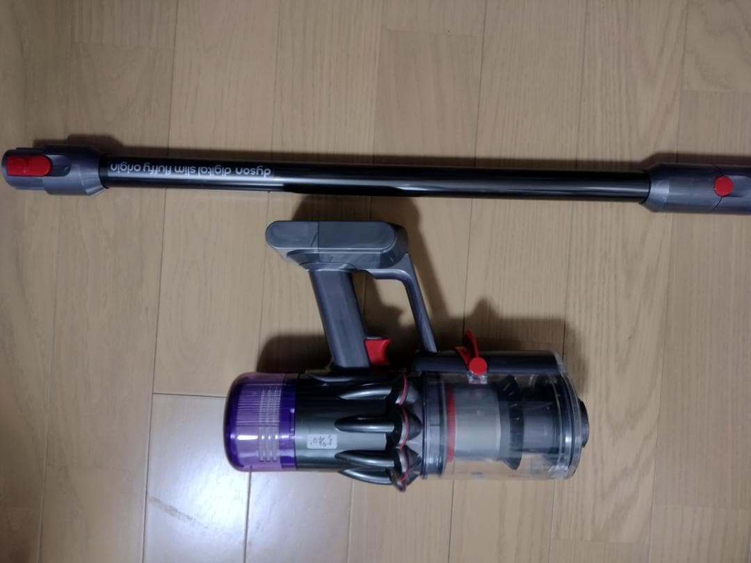 ダイソン☆digital slim☆SV18☆バッテリー新品と同等☆スタンド付2