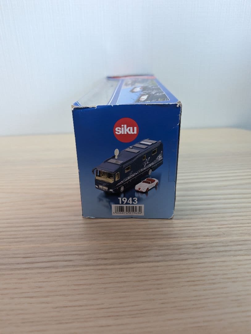 未使用　SIKU　ジク フォルクナーモービルキャンピングカー