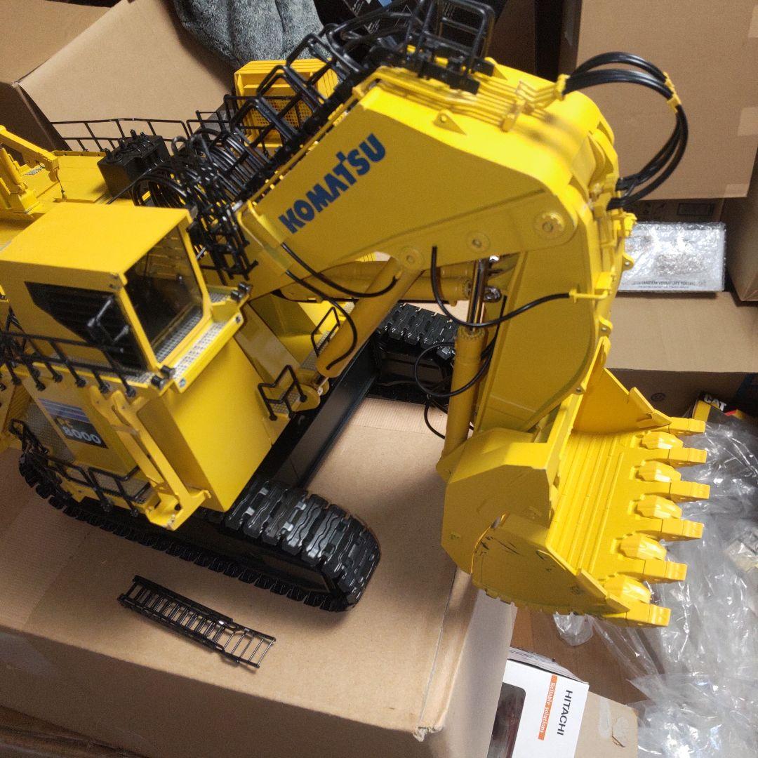 Komatsu PC210LC-8 丸順スケルトンバケット仕様1/50