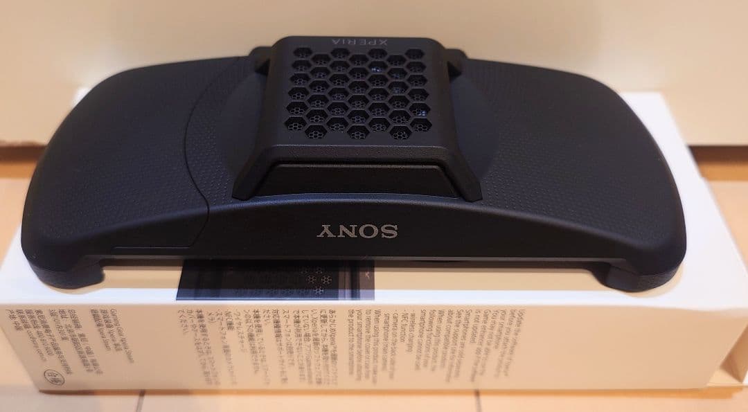 Xperia Stream ゲーミングギア XQZ-GG01