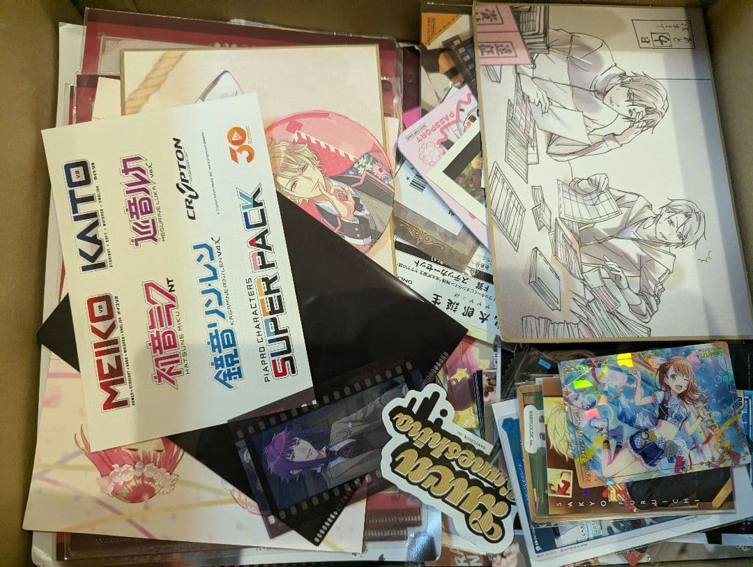 ノンジャンル　１３００枚以上　紙類　大量　まとめ売り　ブロマイド　ポストカード