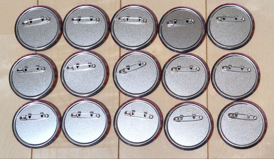 ツイステ　エース　式典服　缶バッジ　15個セット　まとめ売り