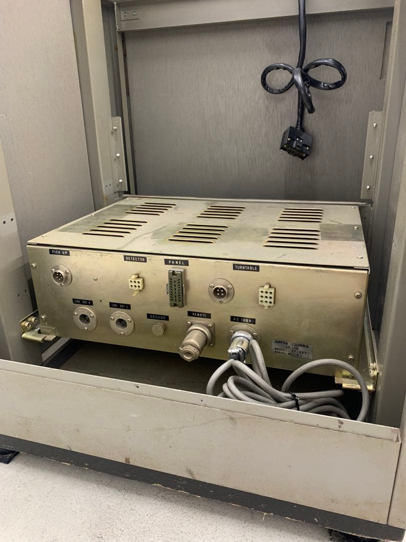 スペースエイジ ターンテーブル レコードプレイヤー 台 店舗什器