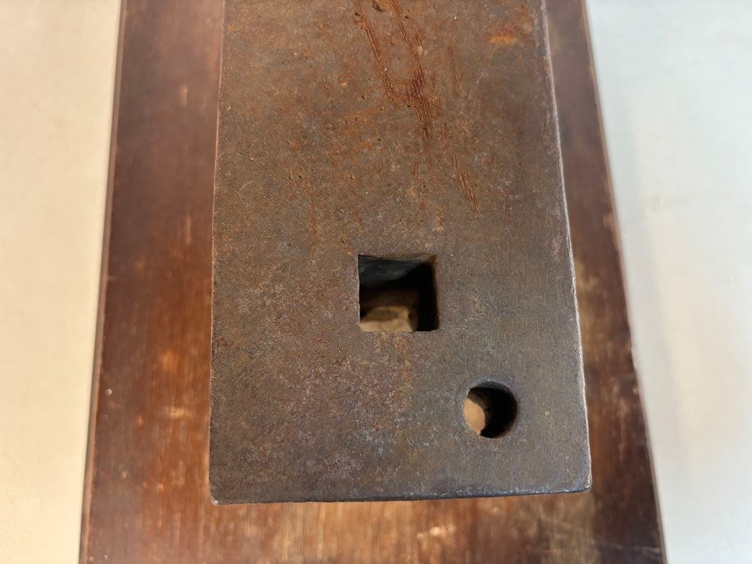 鍛冶屋の金床アンビル 金床 角付き 作業台 叩き台