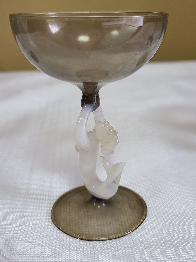 アールデコ期ビミニグラス スモークガラス製マーメイドデキャンタと