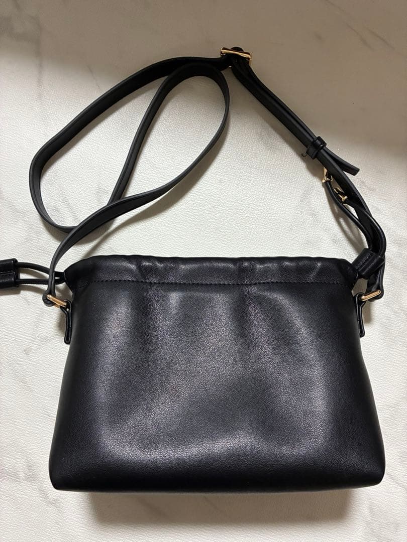 アーペーセーショルダーバッグ