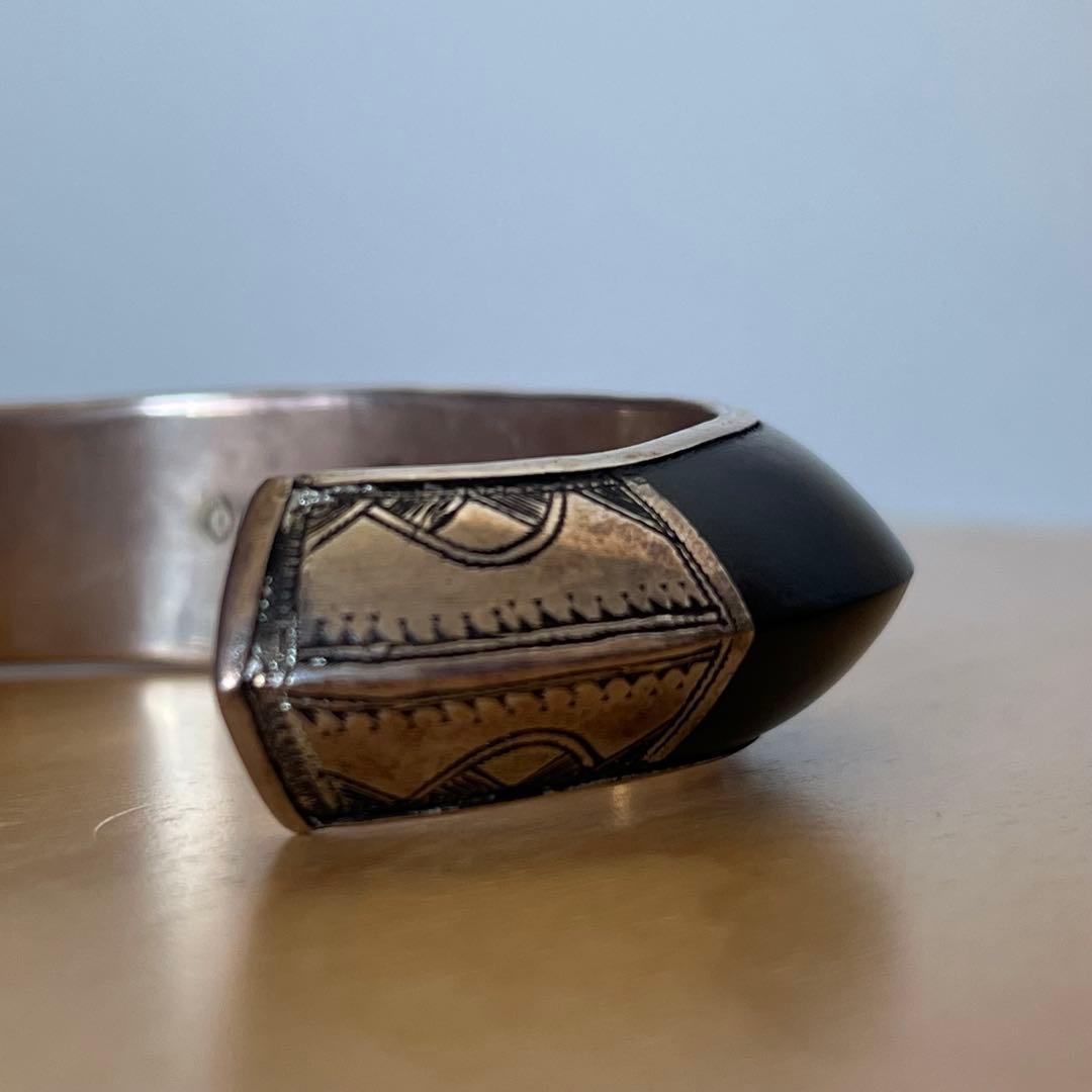 TOUAREG SILVER JEWELRY トゥアレグシルバーバングル