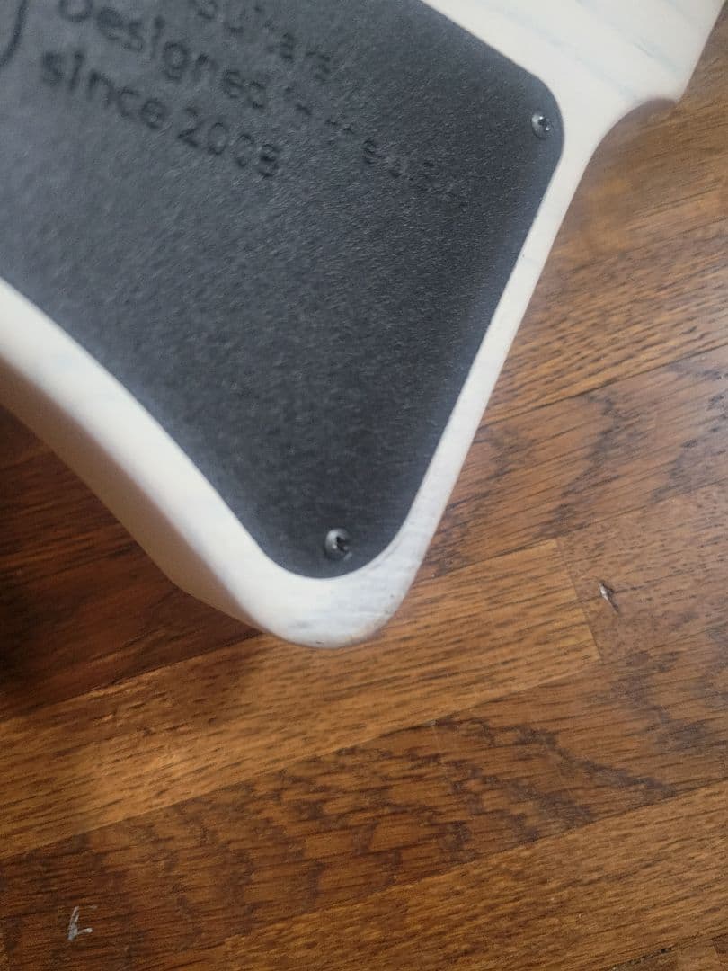 【1/11まで】goc guitars materia+ 8弦ギター ヘッドレス