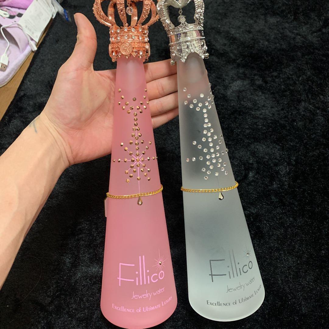 フィリコ歌舞伎町ホスト！ホスト価格15万円です。 フィリコ歌舞伎町ホスト！ホスト価格15万円です。