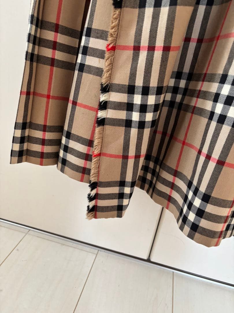 BURBERRY バーバリー 巻きスカート プリーツ膝下