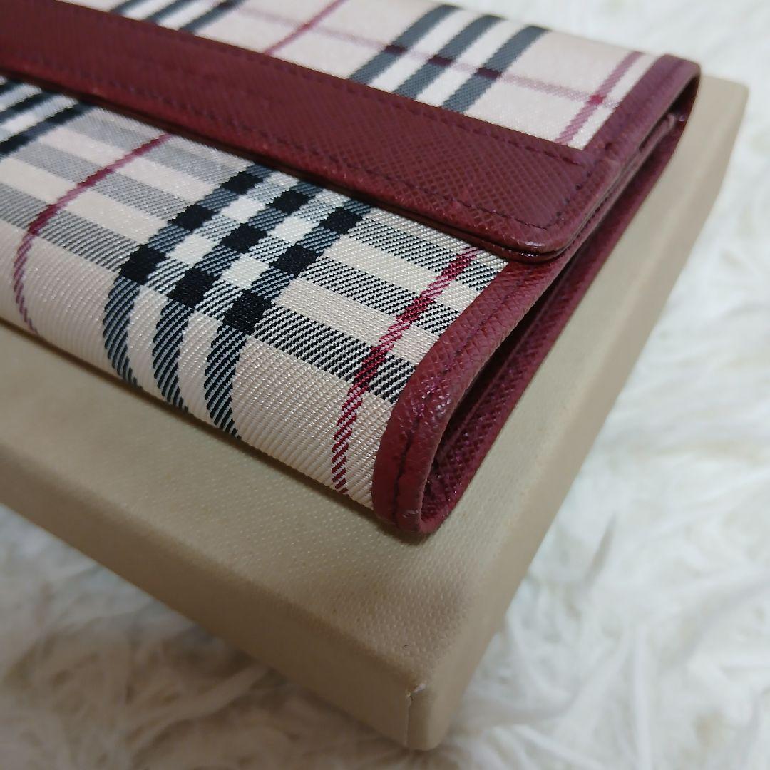 【美品】【BURBERRY】ノバチェック　３つ折り財布　ベージュ　ボルドー