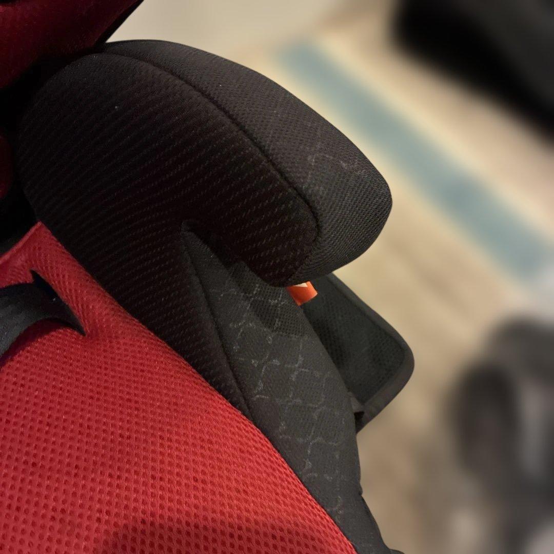 極美品 アップリカ エアグルーヴプラス レッド ジュニアシート